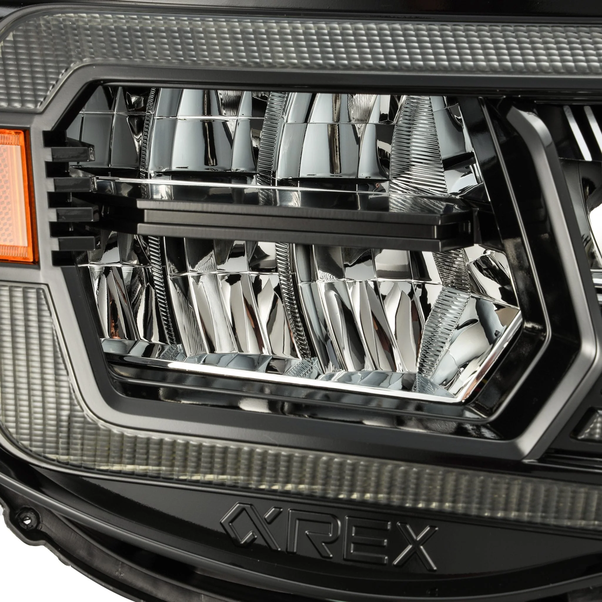 05-11 Toyota Tacoma LUXX-Series LED Crystal Headlights Alpha-Black - Image 7