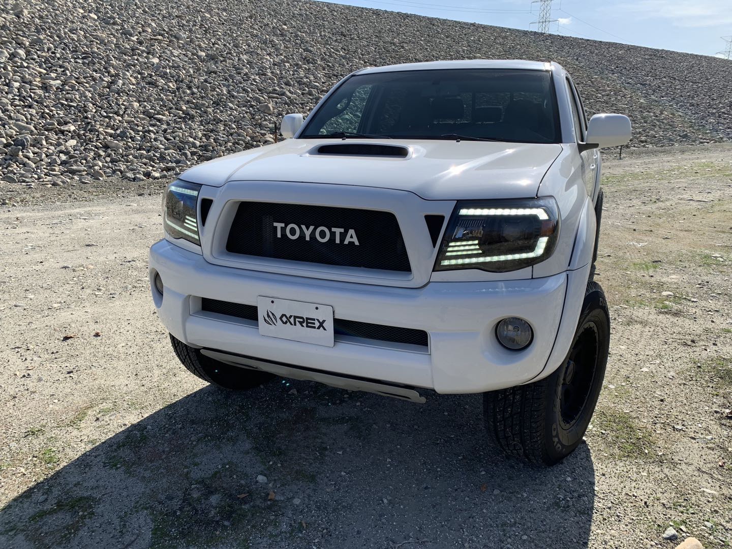 05-11 Toyota Tacoma PRO-Series Projector Headlights Black - Image 8