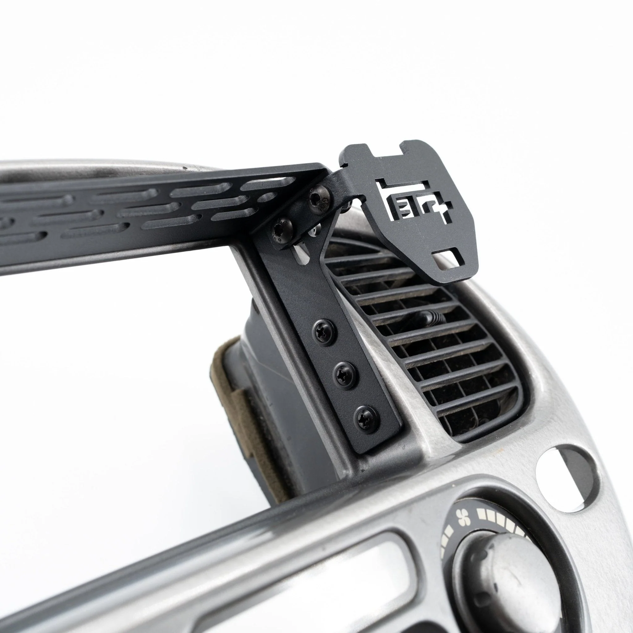 1st Gen Tundra (00 - 06) Center Console Dash Modular Accessory Mount (MAM) - Image 10