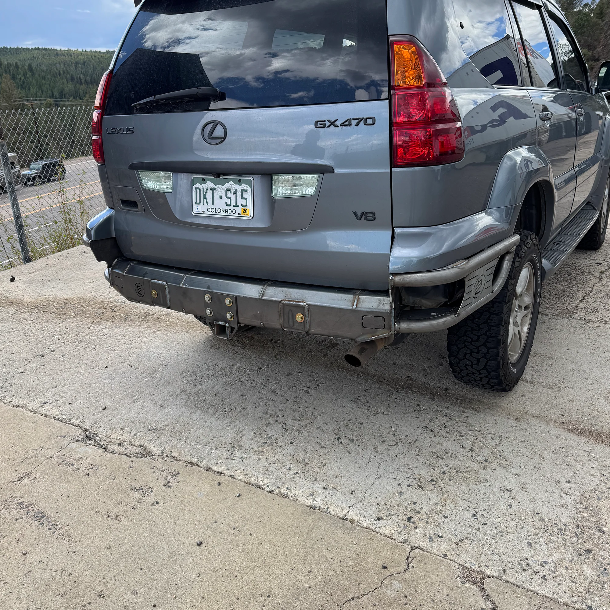 2003-2009 / Lexus GX470 / Rear Bumper - Image 11