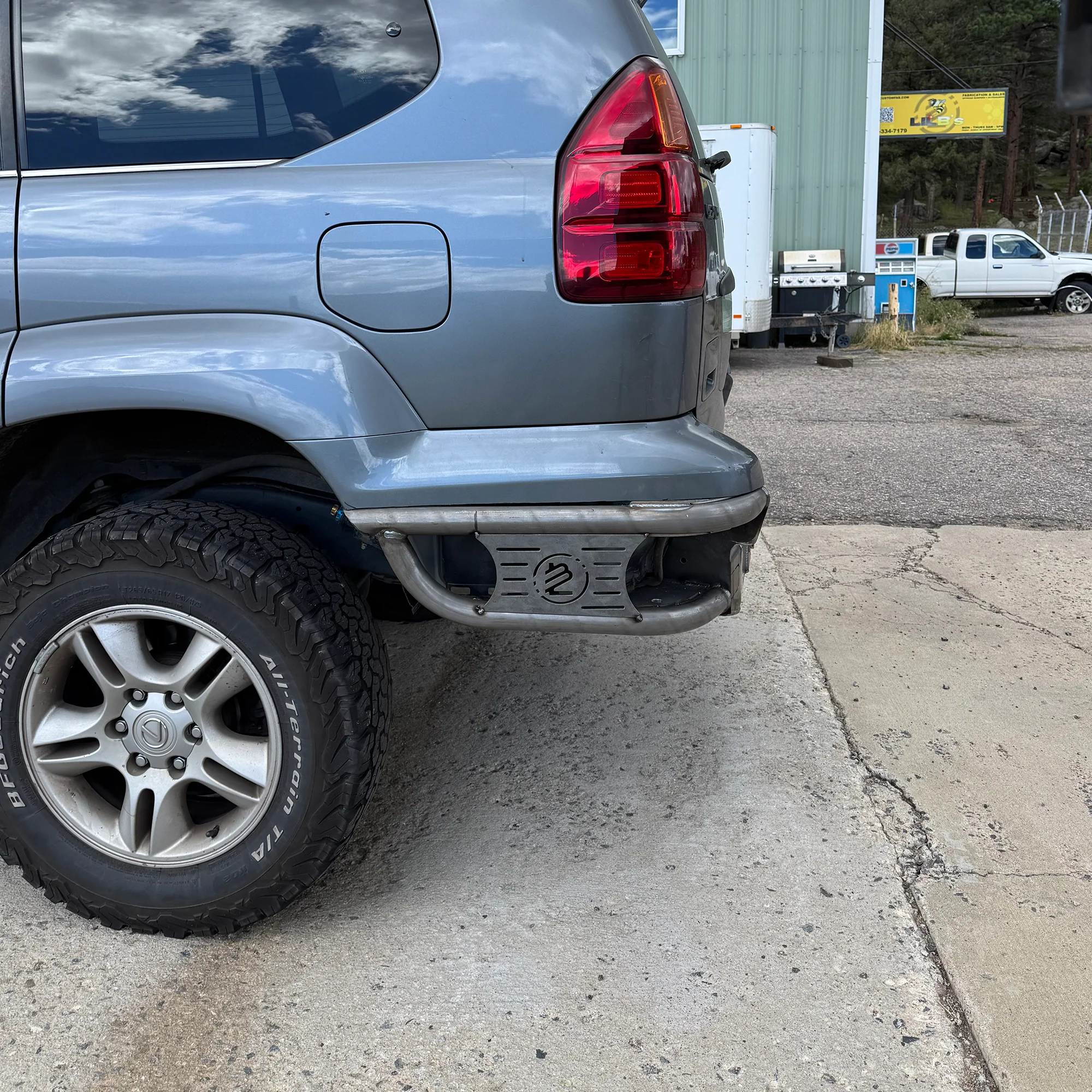 2003-2009 / Lexus GX470 / Rear Bumper - Image 7