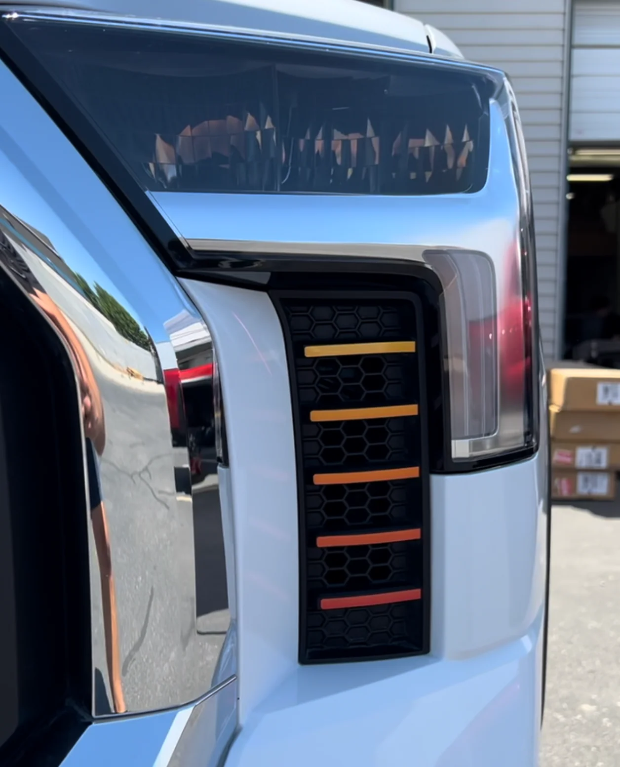 2022+ Tundra Headlight Gradient Decal Kit - Image 2