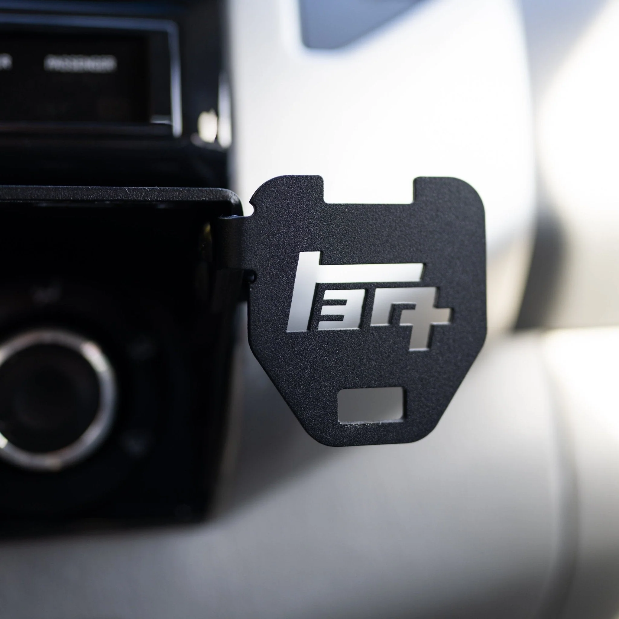 2nd Gen Tacoma (05 - 15) Center Console Modular Accessory Dash Mount (MAM) - Image 4