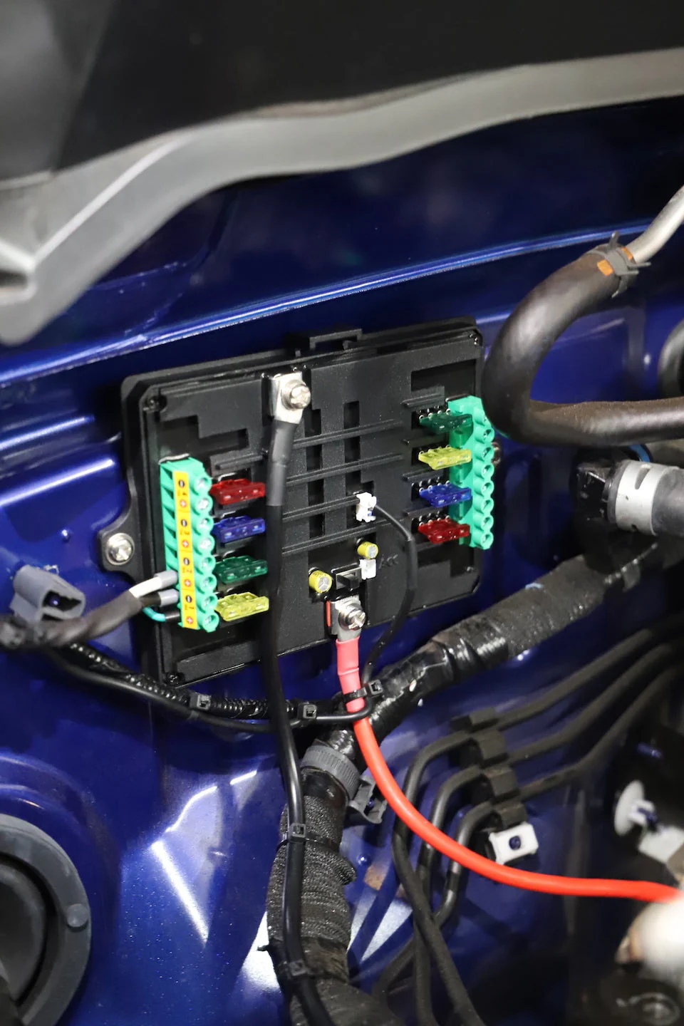 8-Gang Switch Panel With RGB And Remote Control Bluetooth App - Image 11