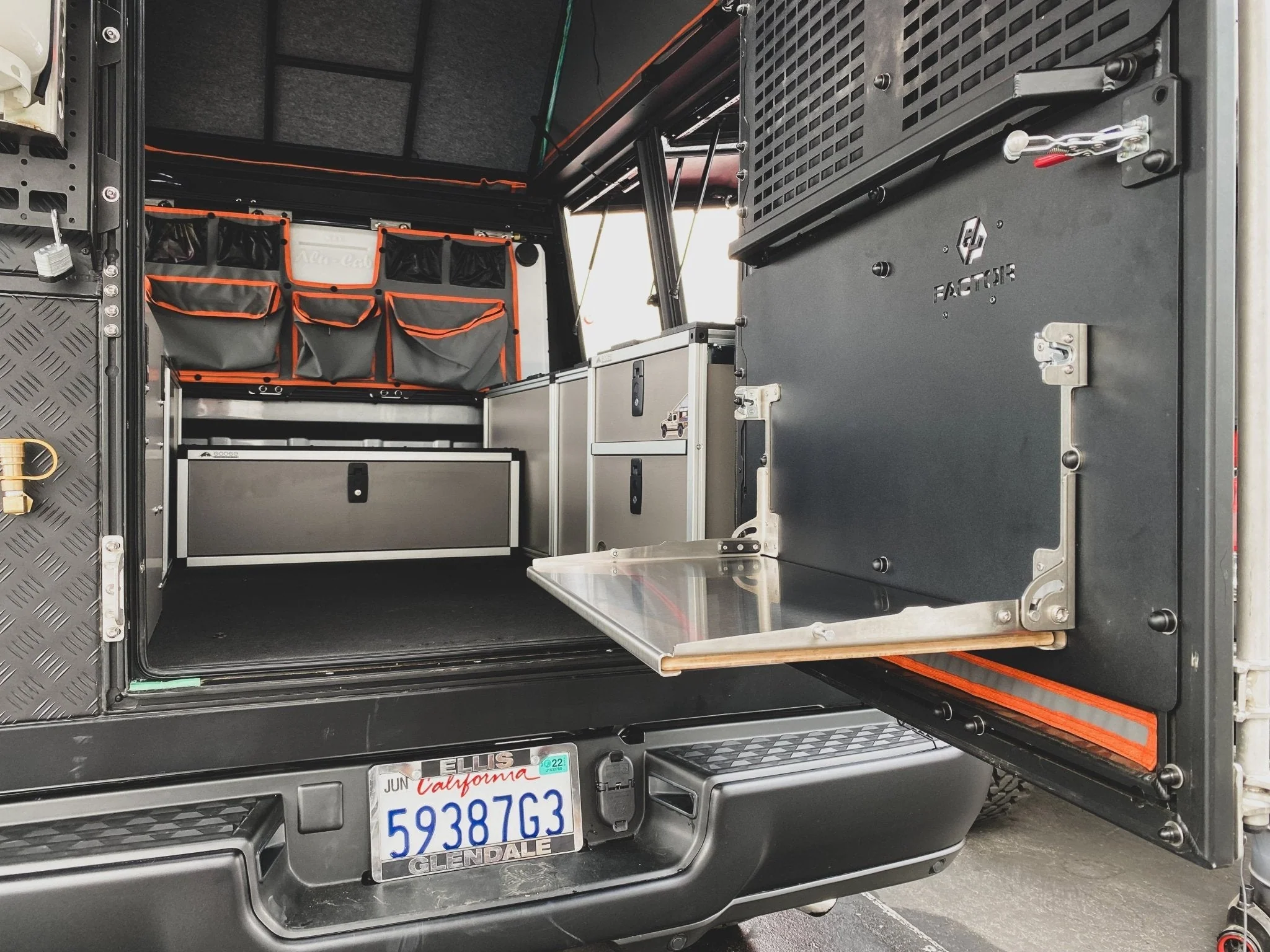 Alu-Cab Alu-Cabin Canopy Camper - Toyota Tundra 2007-2013 2nd Gen. - Bed Plate System - Image 2