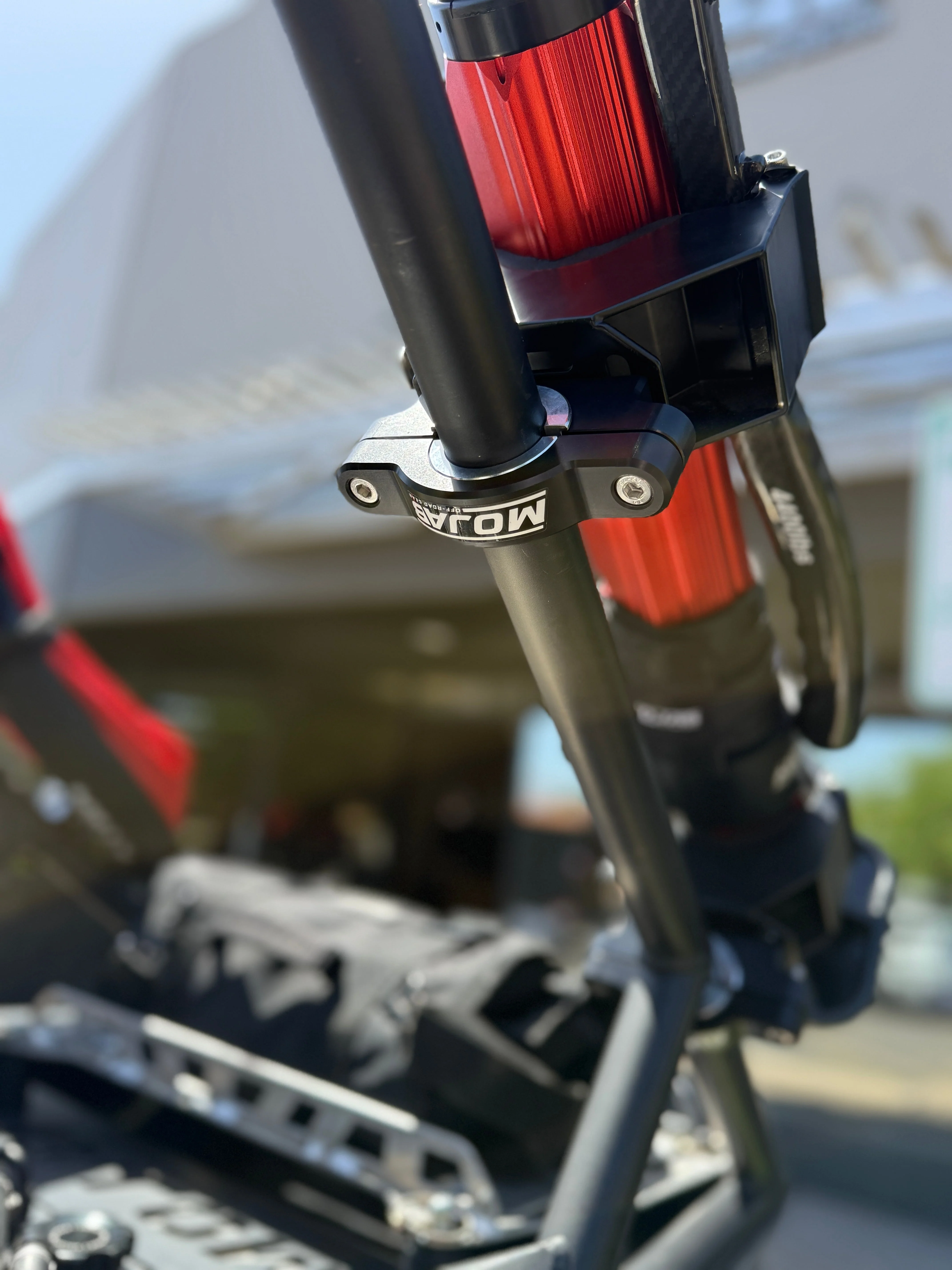 CarbonPro Compact Hydraulic Jack with Mounting Clamps MLH 32'' - Image 12