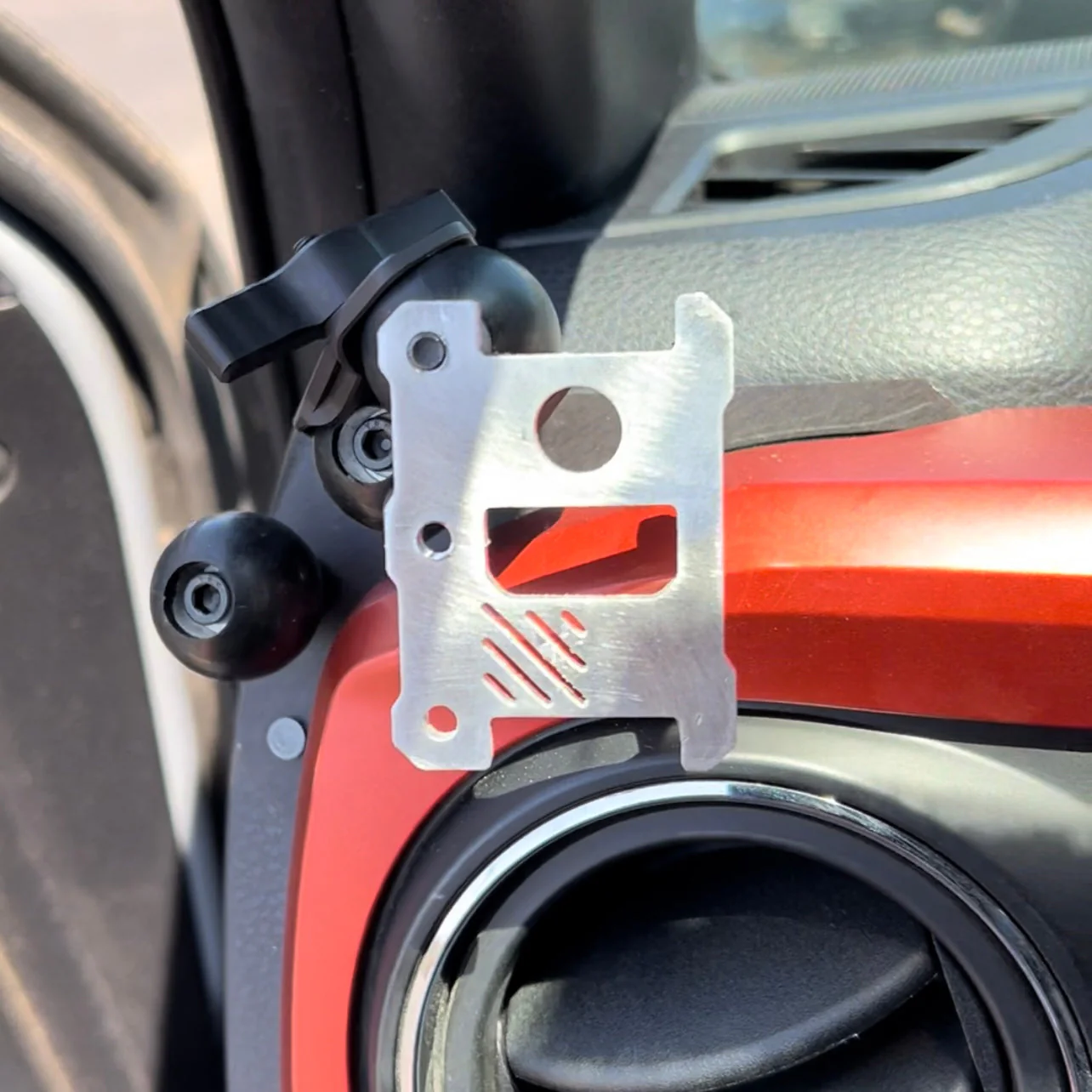 Clip style / Baofeng Radio and Mic Mount with 1" Ball Adapter - Image 4