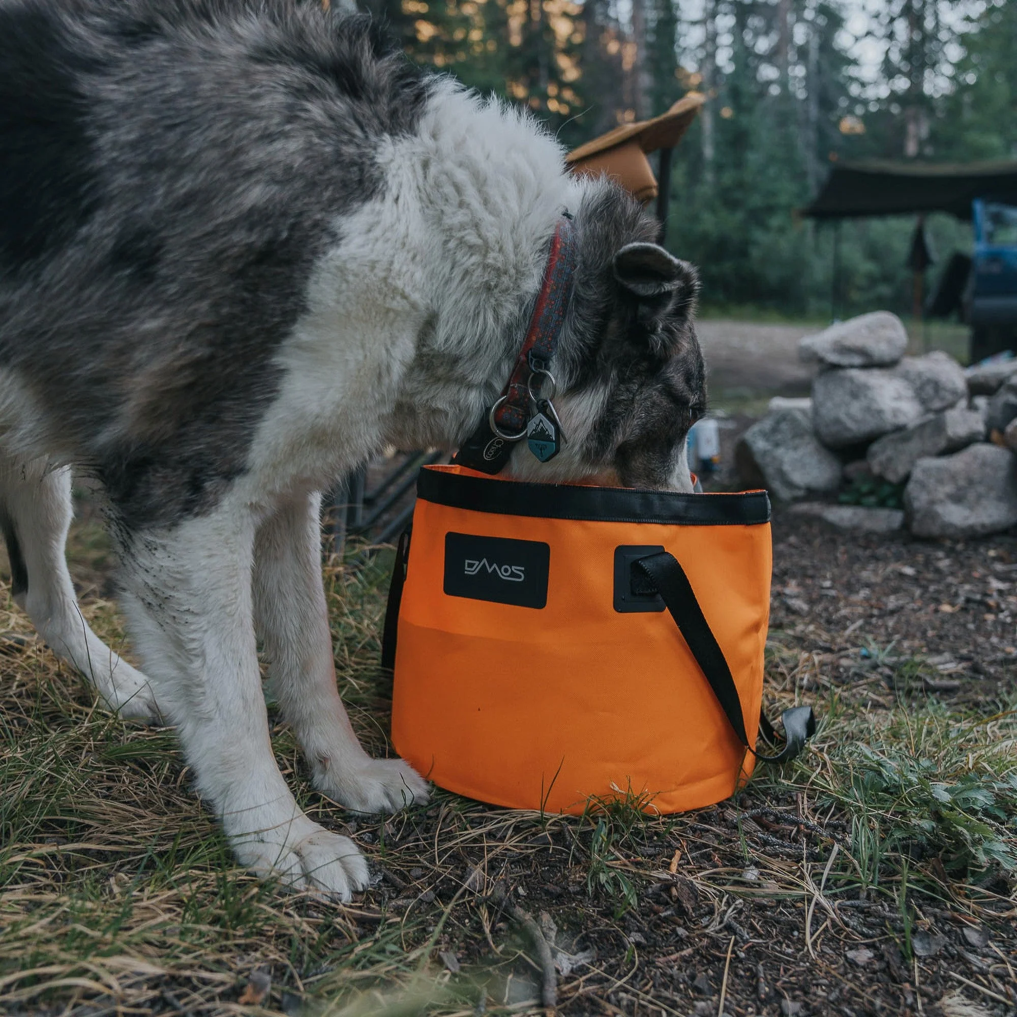 DMOS The Ruck Bucket - Foldable Camping Water Bucket - Image 4