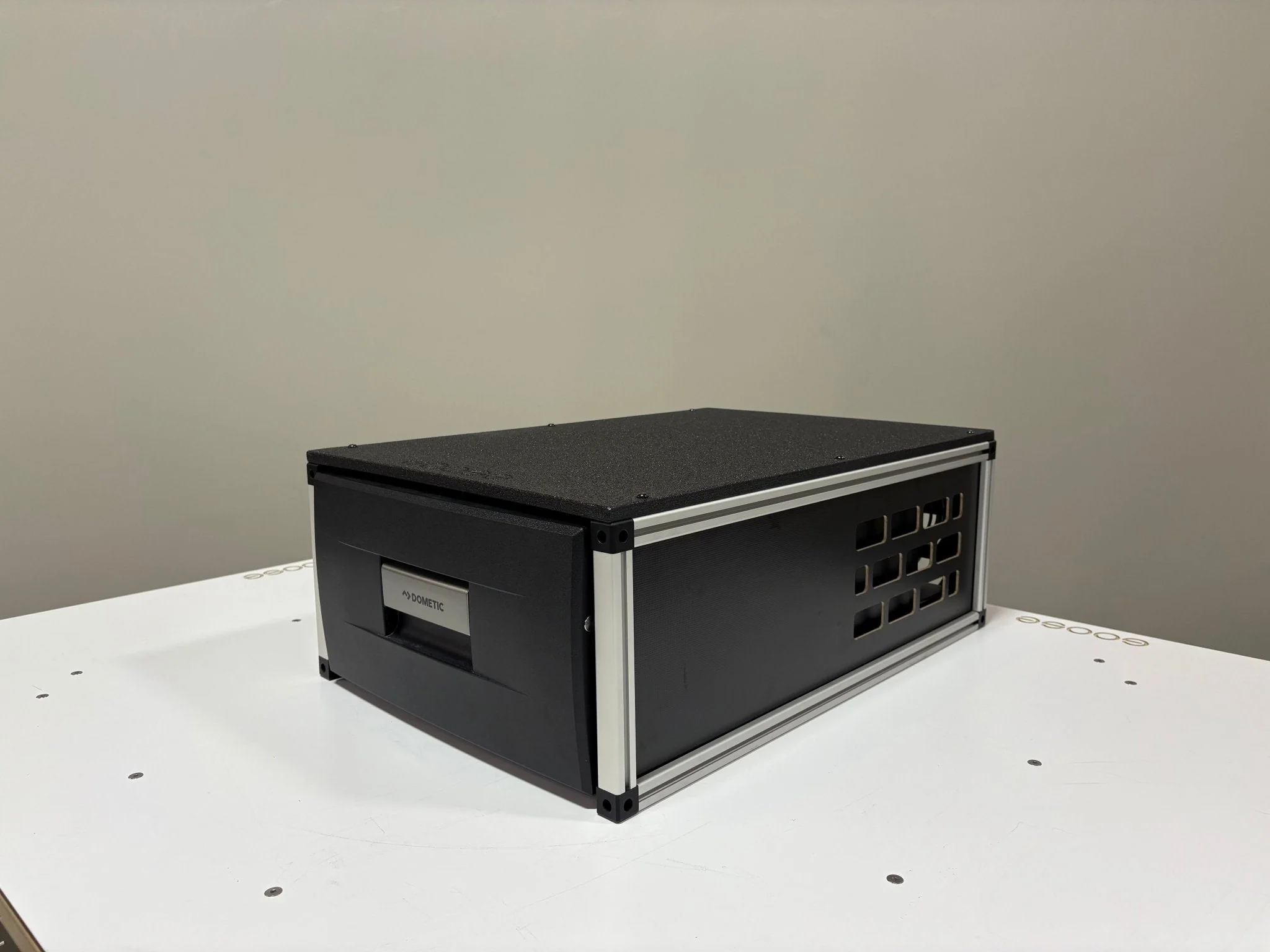 Dometic Fridge Drawer Module - Explore Series - Rectangular Top Plate - 19-1/4"W x 10"H x 36"D - Image 2