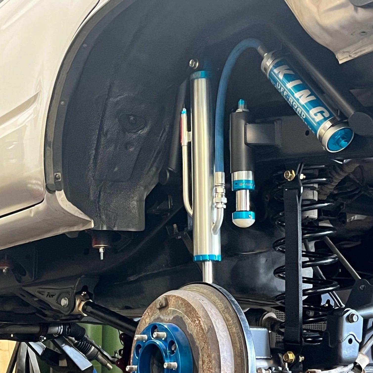 Extended Outboard Shock Relocation (OSR+) - 1st Gen Tacoma - Image 3
