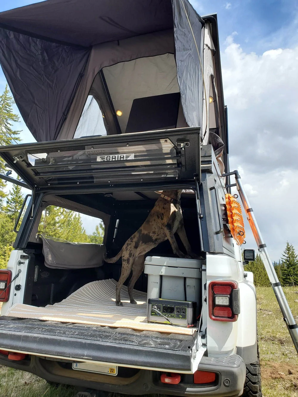 GAIA Campers Jeep Gladiator Camper - 2020+ (Downpayment) - Image 17
