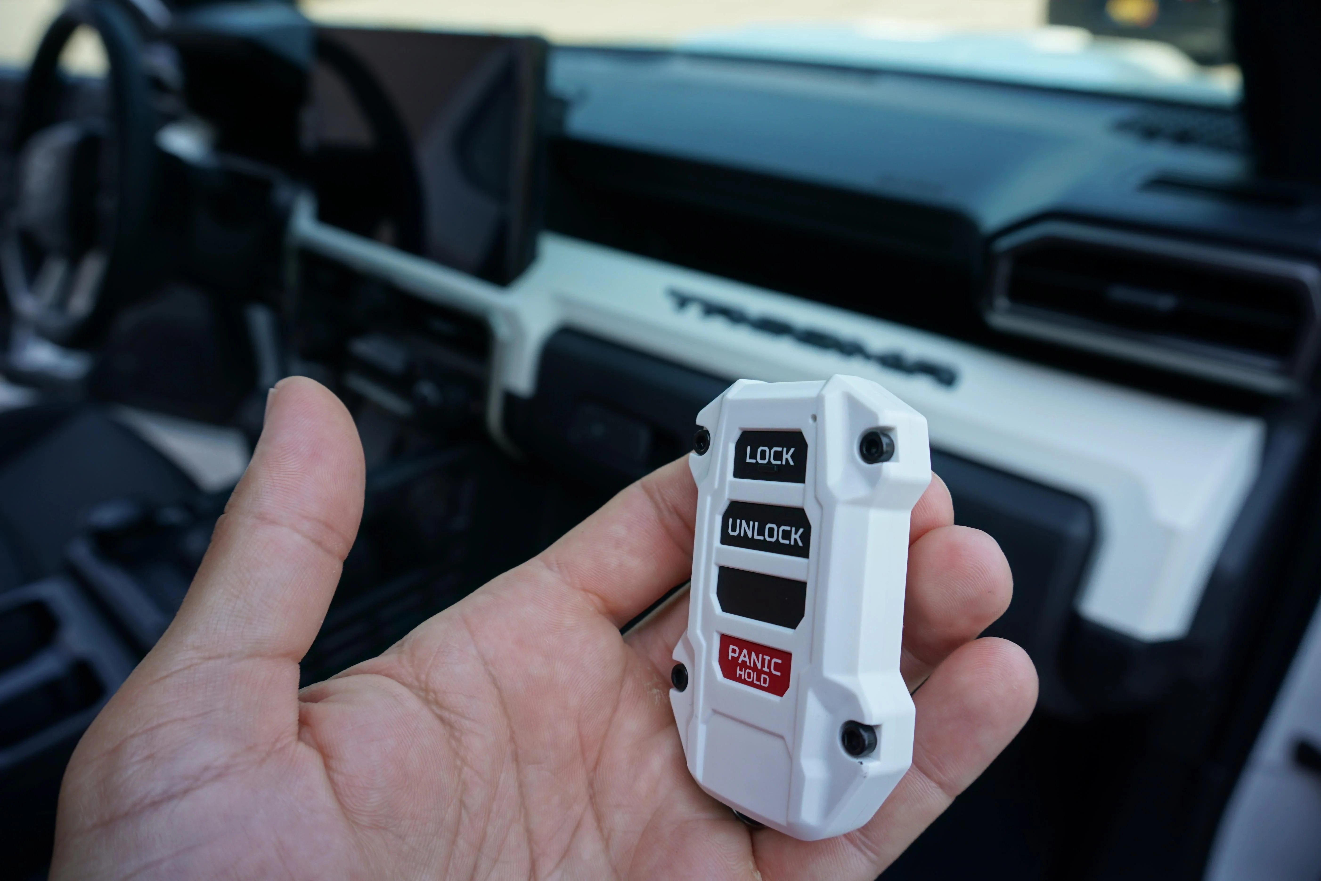 Injection Fob IF020 (2022+ Tundra / 2024+ Tacoma) - WHITE - Image 6