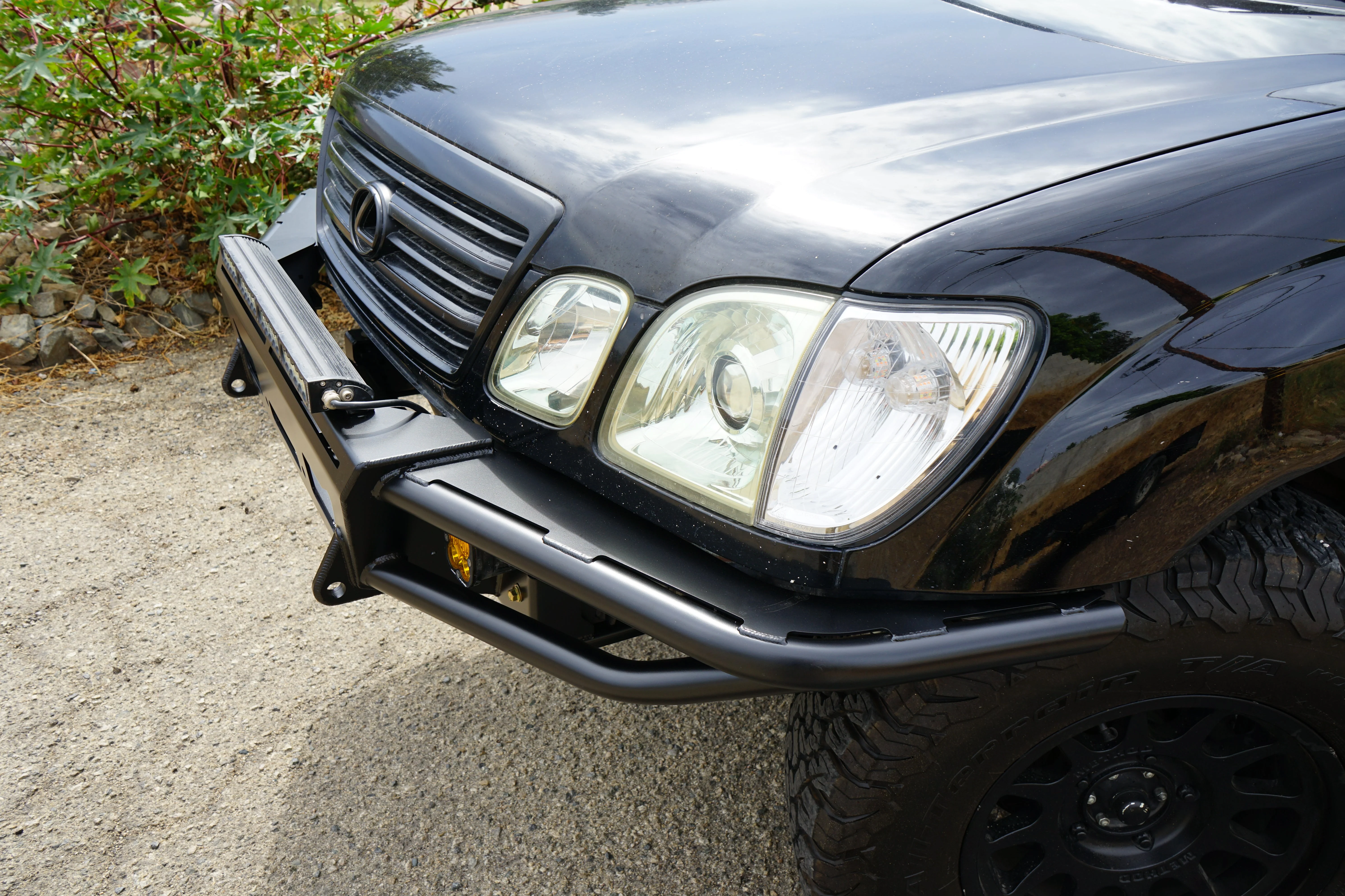 Land Cruiser 100 Series Front Bumper High Clearance STRYKER 100 - WELDED (1998 - 2007) - Image 4