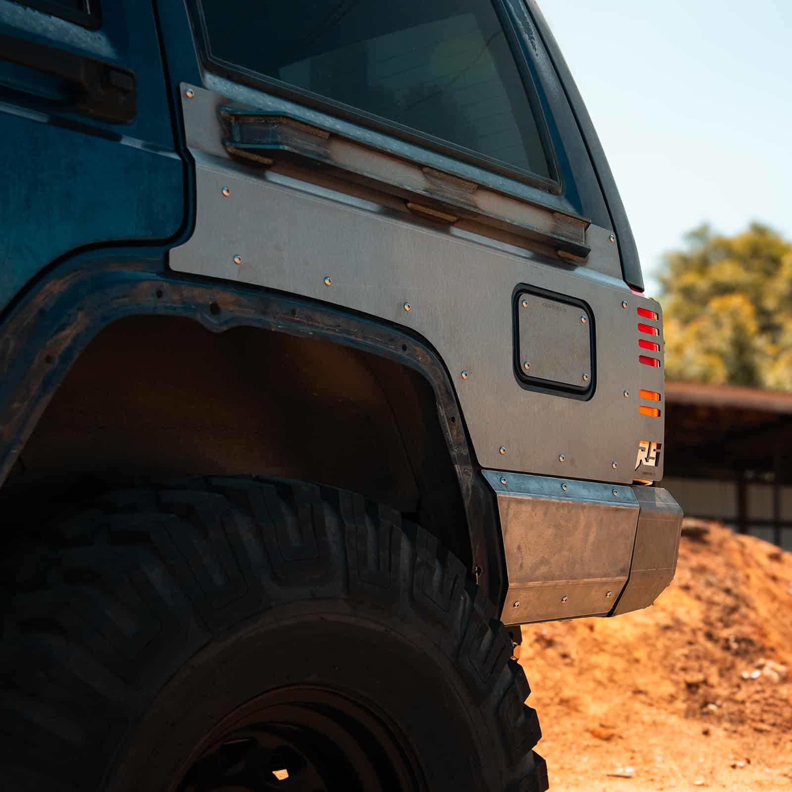 Lower Quarter Panel Armor for Jeep XJ - Image 2