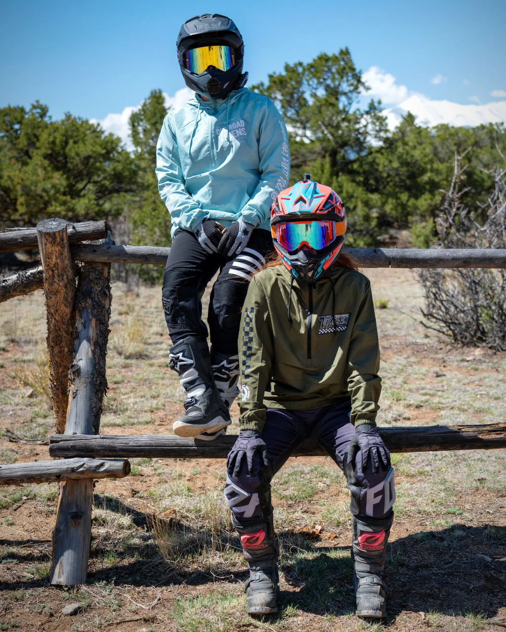Off the Wall Pullover Windbreaker - Image 7