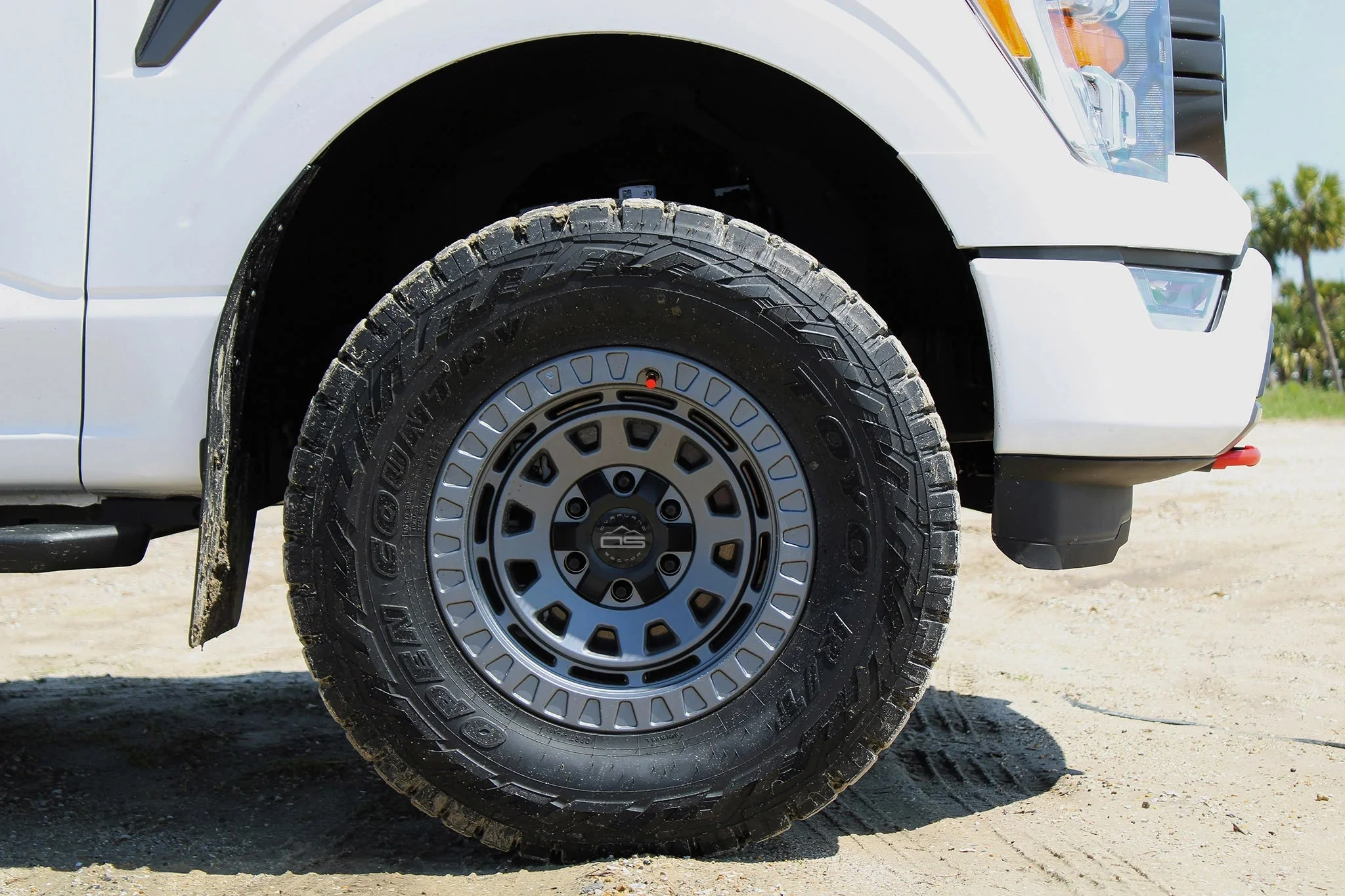 Overland Sector Venture 17x9 +0 6x135/6x139.7mm 106.2mm Satin Grey - Image 33