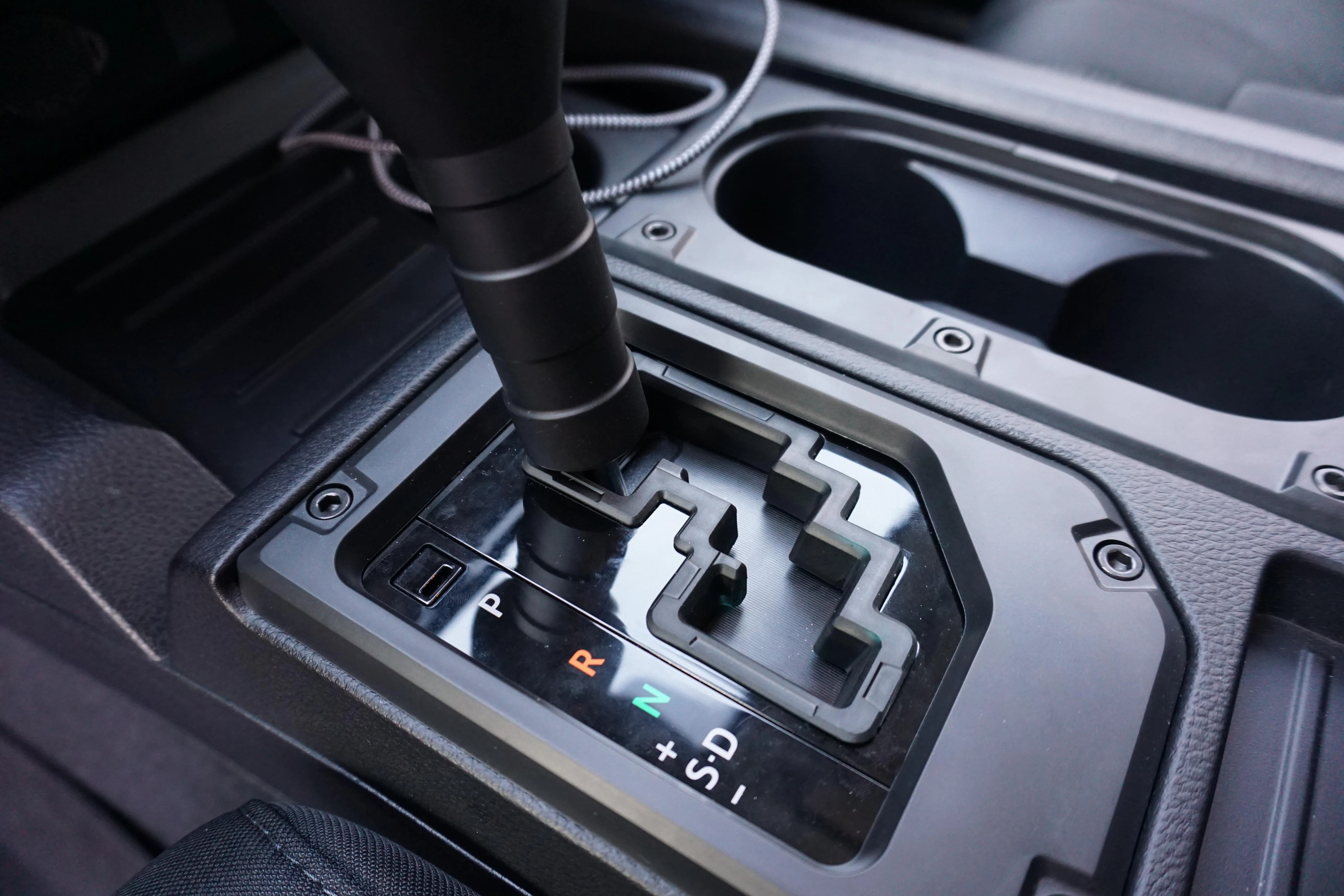 Shift Gate Trim Ring (2014-2021 Tundra) - BLACK - Image 3