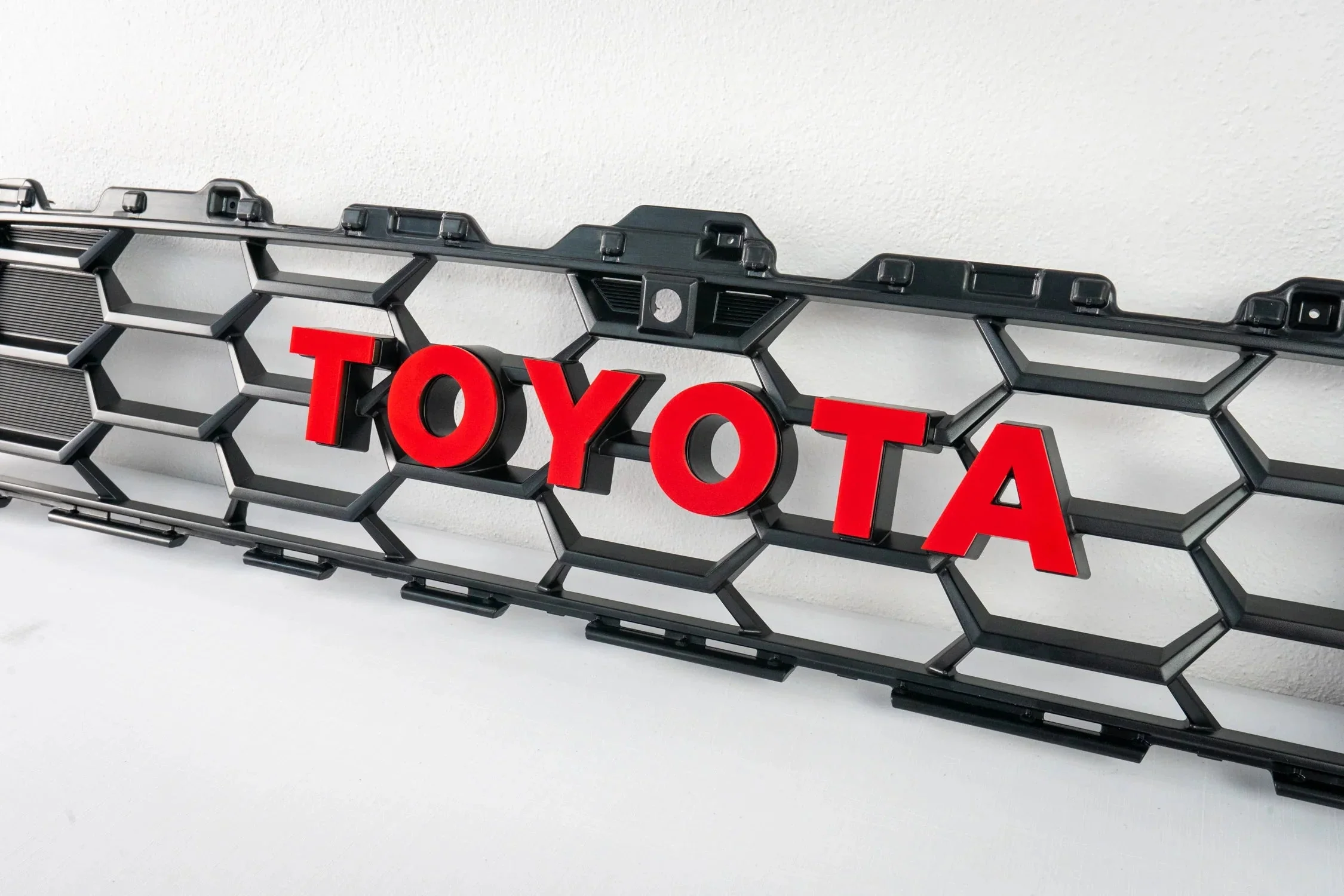 TOYOTA Front Grille Acrylic Emblem Overlays - 2025+ 4Runner TRD Pro / Trailhunter - Image 10