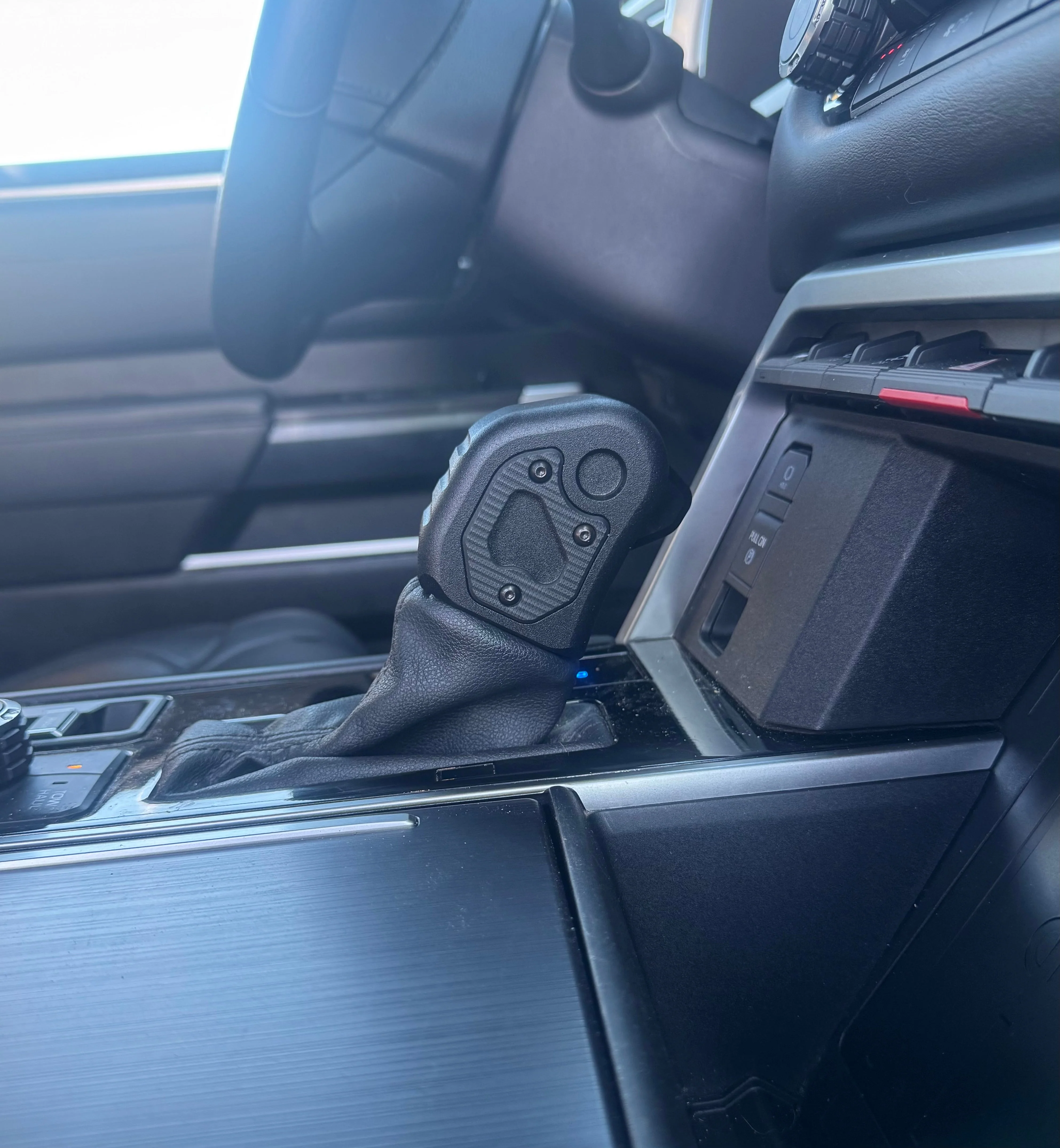 Tundra Gen 3 Shift Knob (2022-Current) powder coated - Image 4